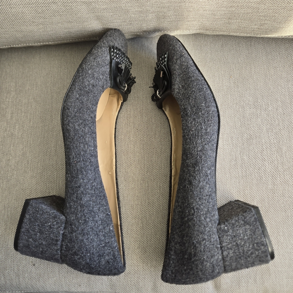 Karl Lagerfeld Paris Cindy Gray & Black Wool Block Heel Shoes Size 10 - Picture 7 of 10
